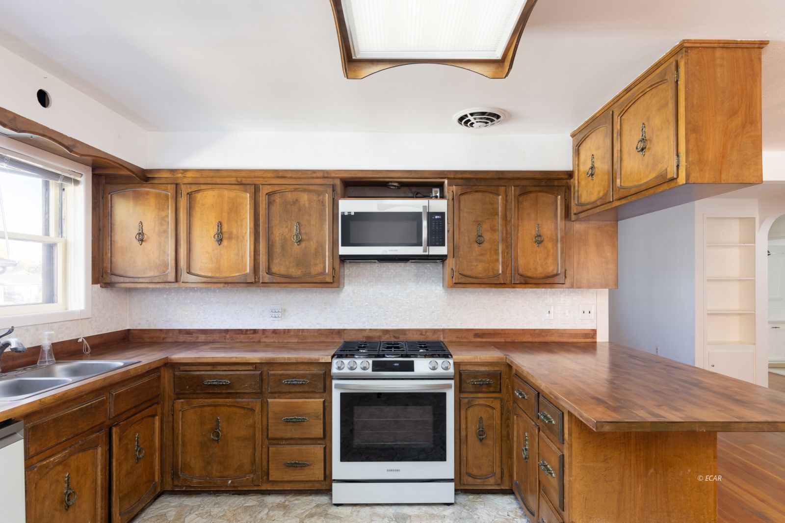 1149 Highland Drive Property Photo 14