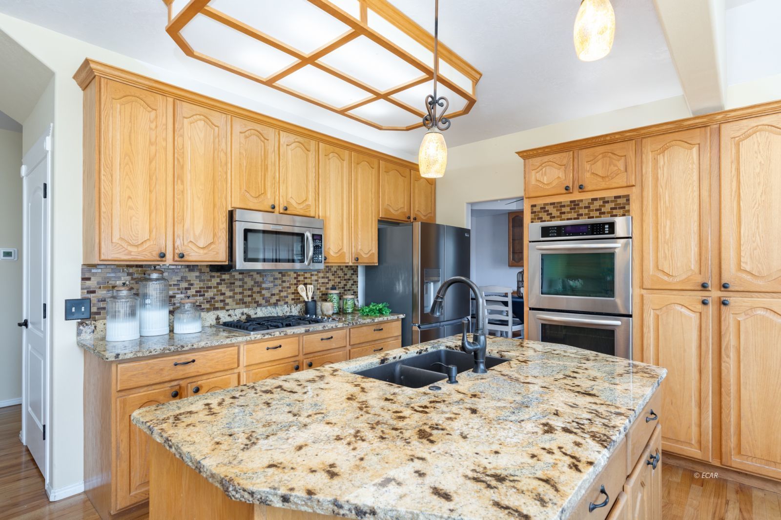 1910 Ruby View Drive Property Photo 12