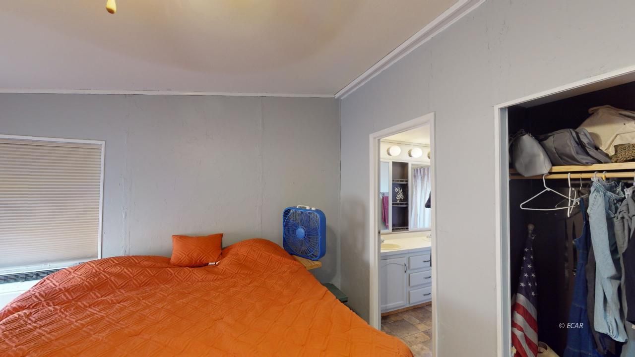 716 Spring Valley Parkway Property Photo 15