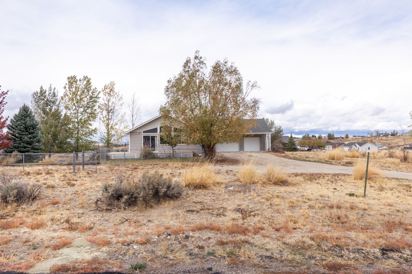 513 Sumac Drive Property Photo 3