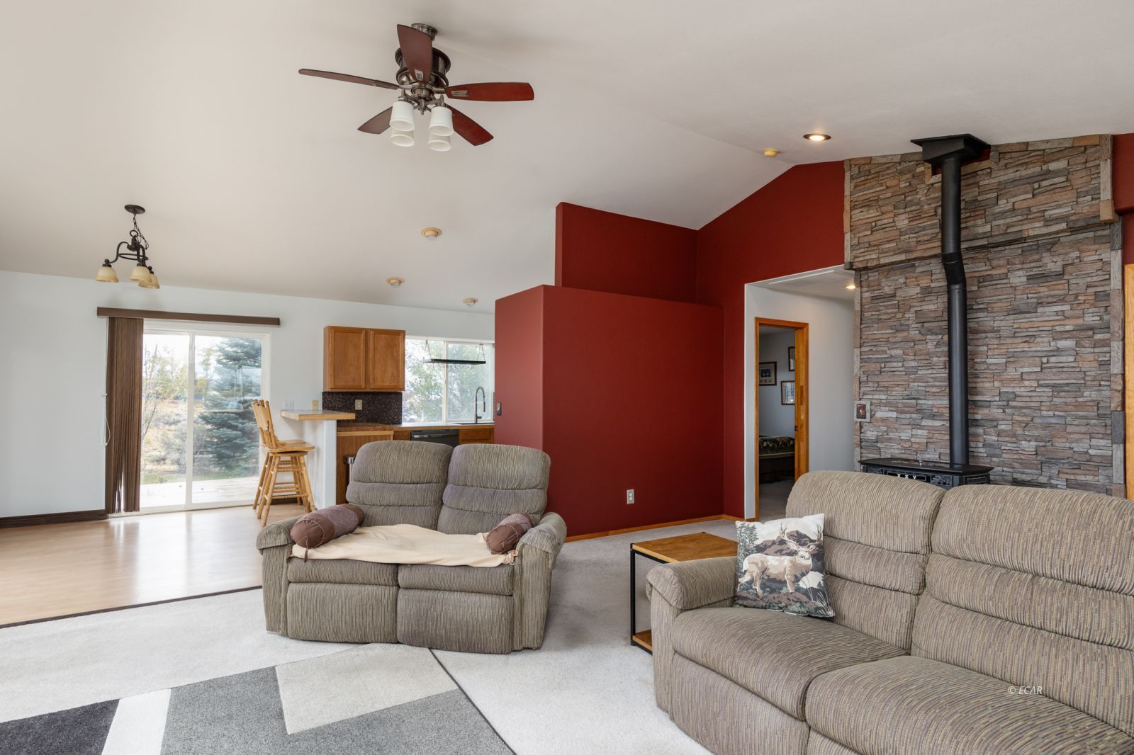 513 Sumac Drive Property Photo 8