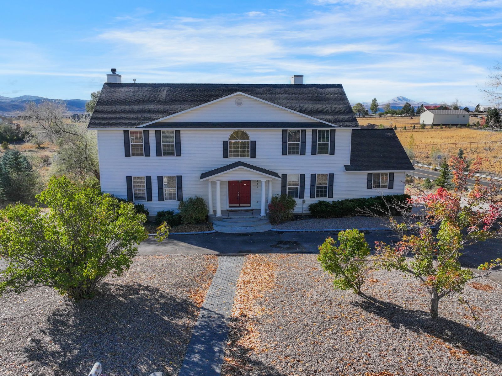 1625 Royal Crest Drive Property Photo 1