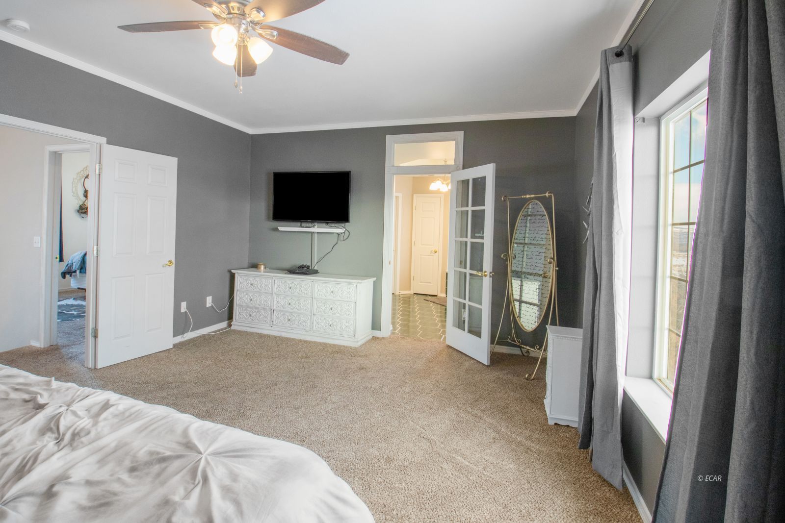 1625 Royal Crest Drive Property Photo 22