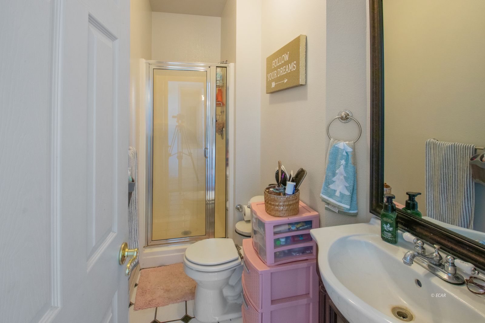 1625 Royal Crest Drive Property Photo 28
