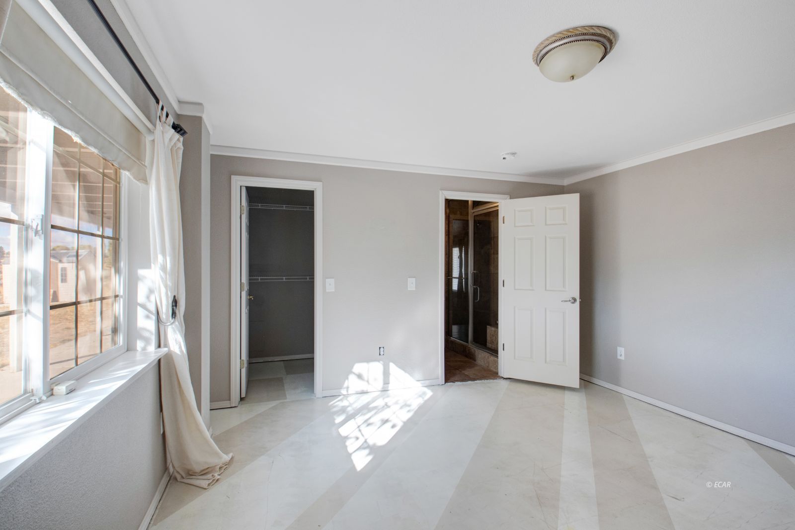 1625 Royal Crest Drive Property Photo 41