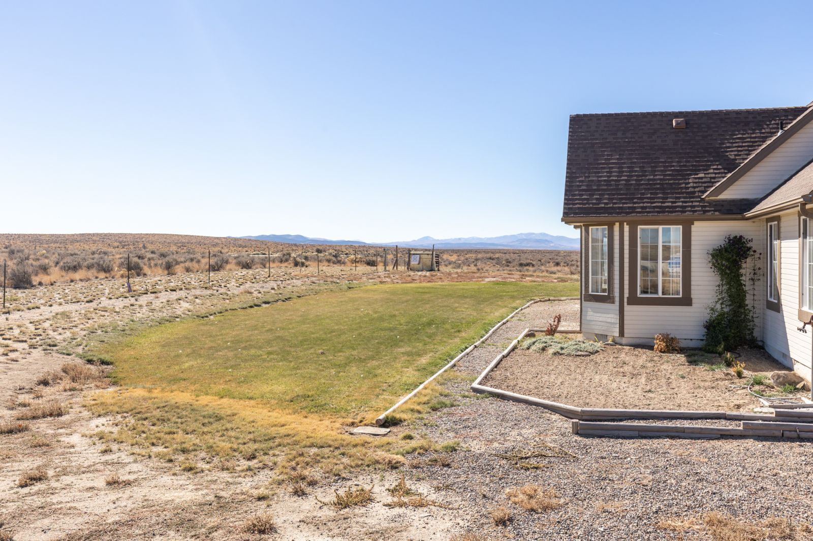 1775 Emigrant Trail Property Photo 4