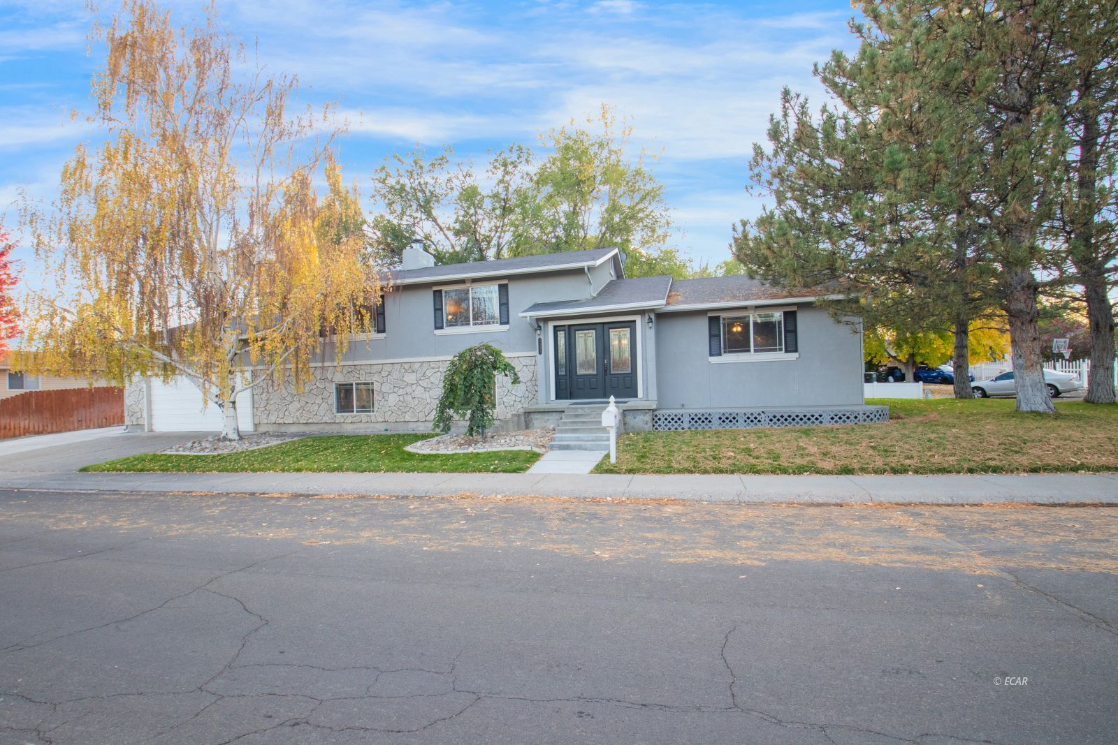 Aurous Ests Sub Real Estate Listings Main Image
