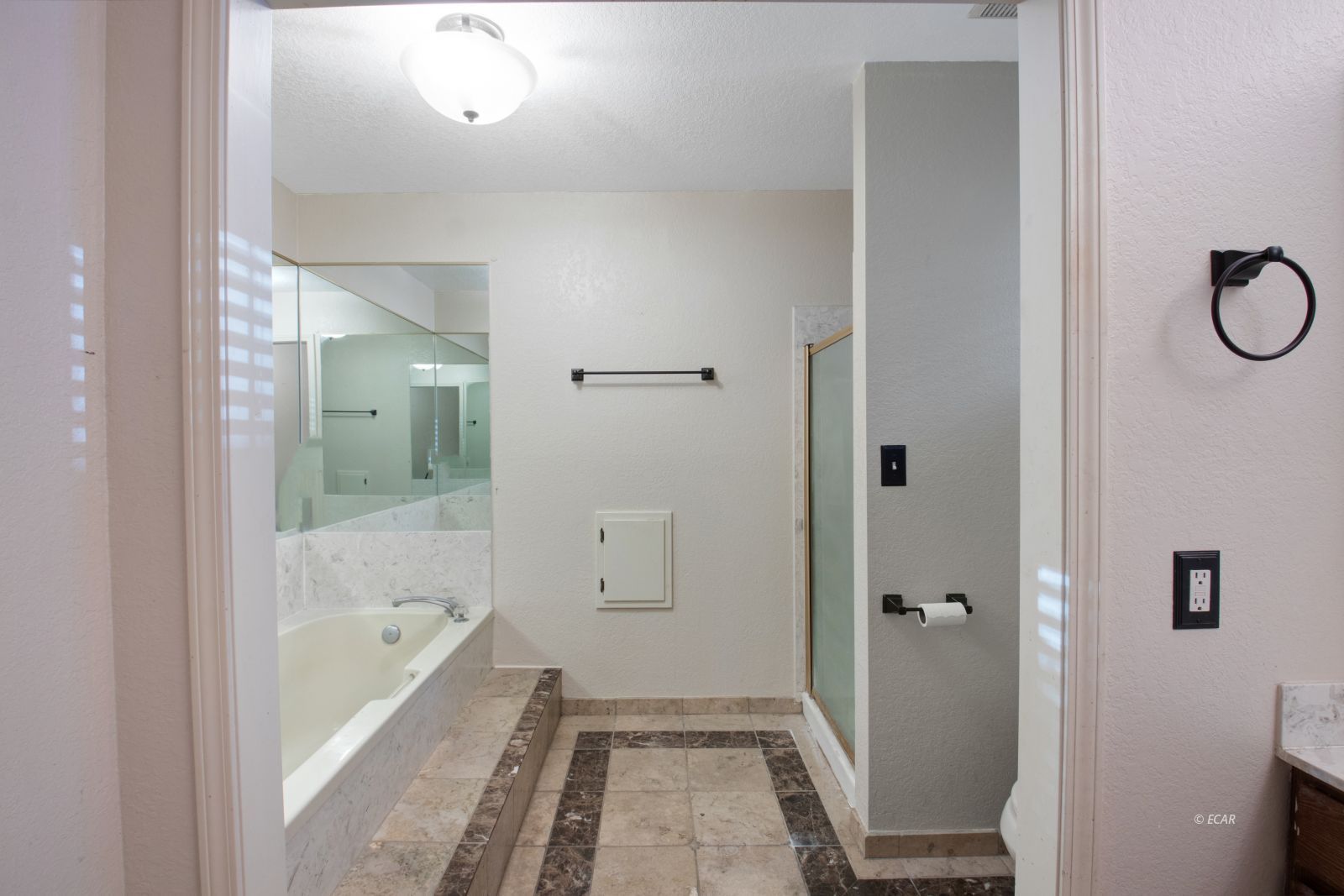 3337 Enfield Avenue Property Photo 6