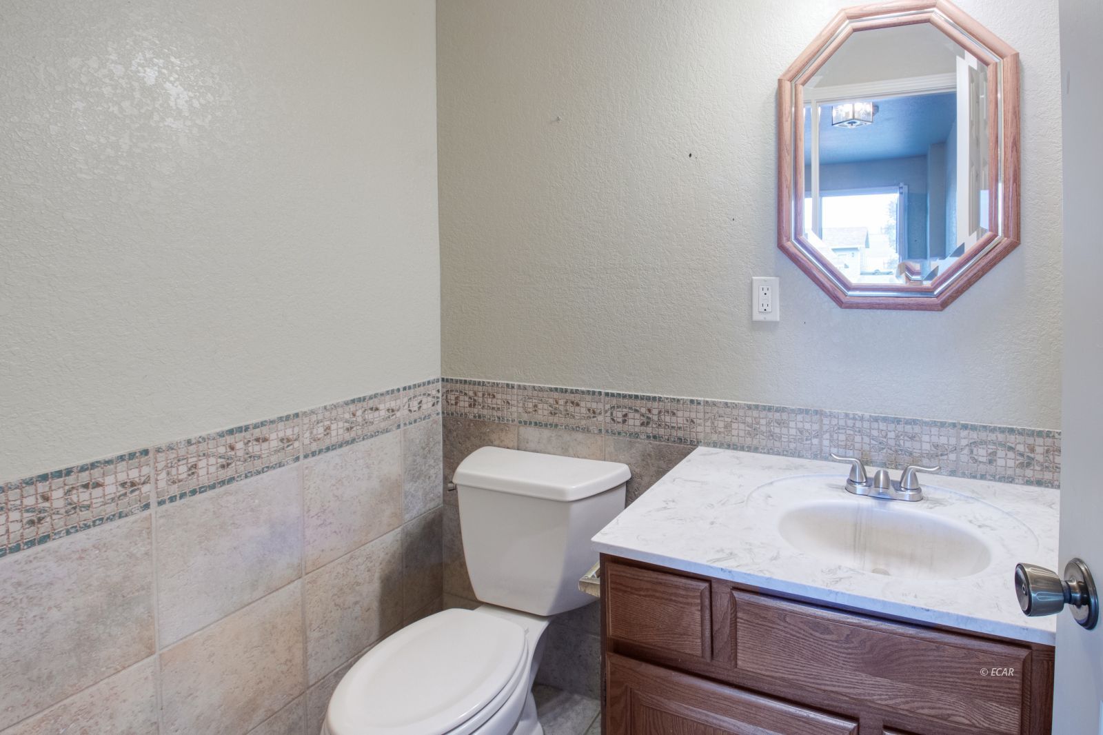 3337 Enfield Avenue Property Photo 7