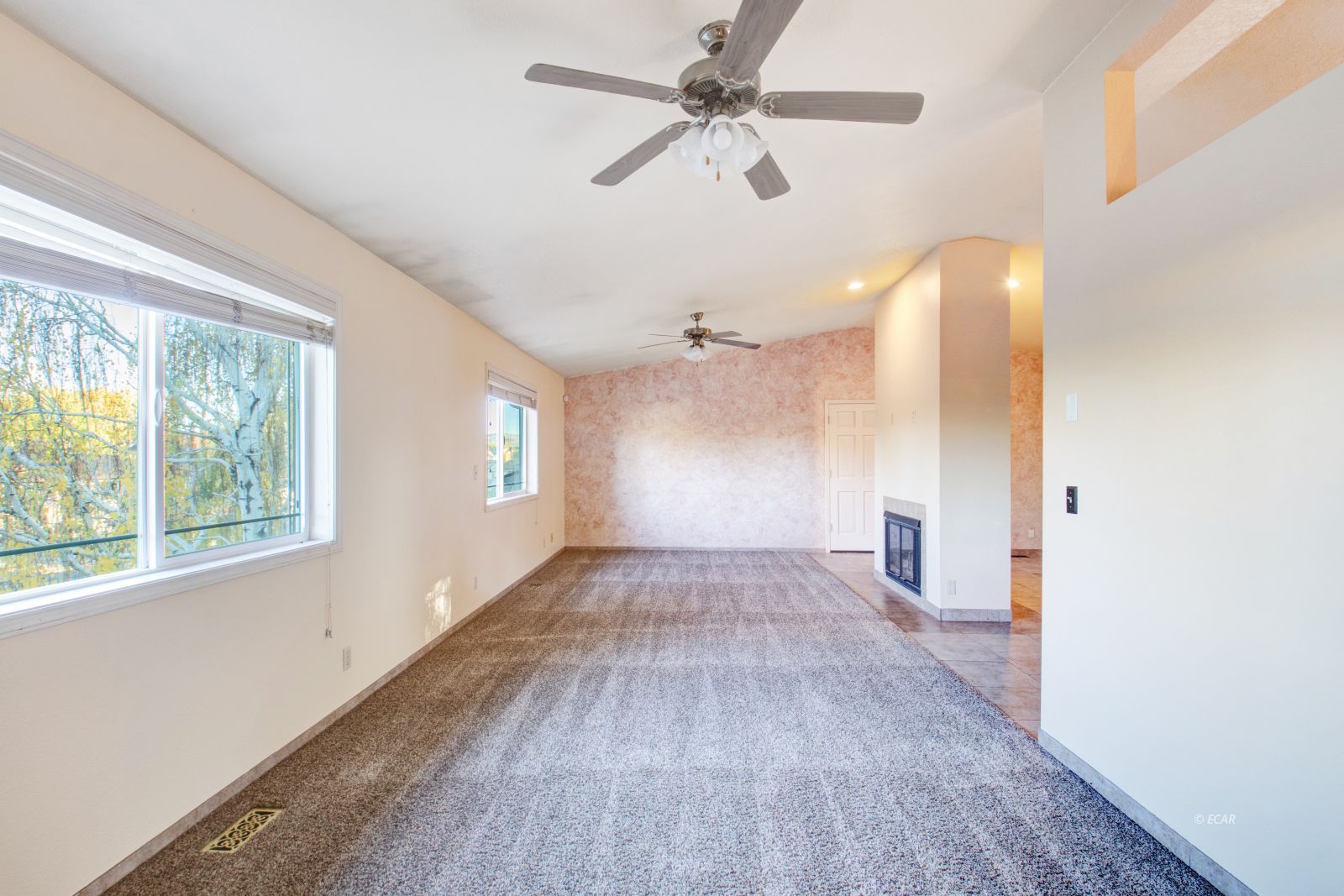 3337 Enfield Avenue Property Photo 14