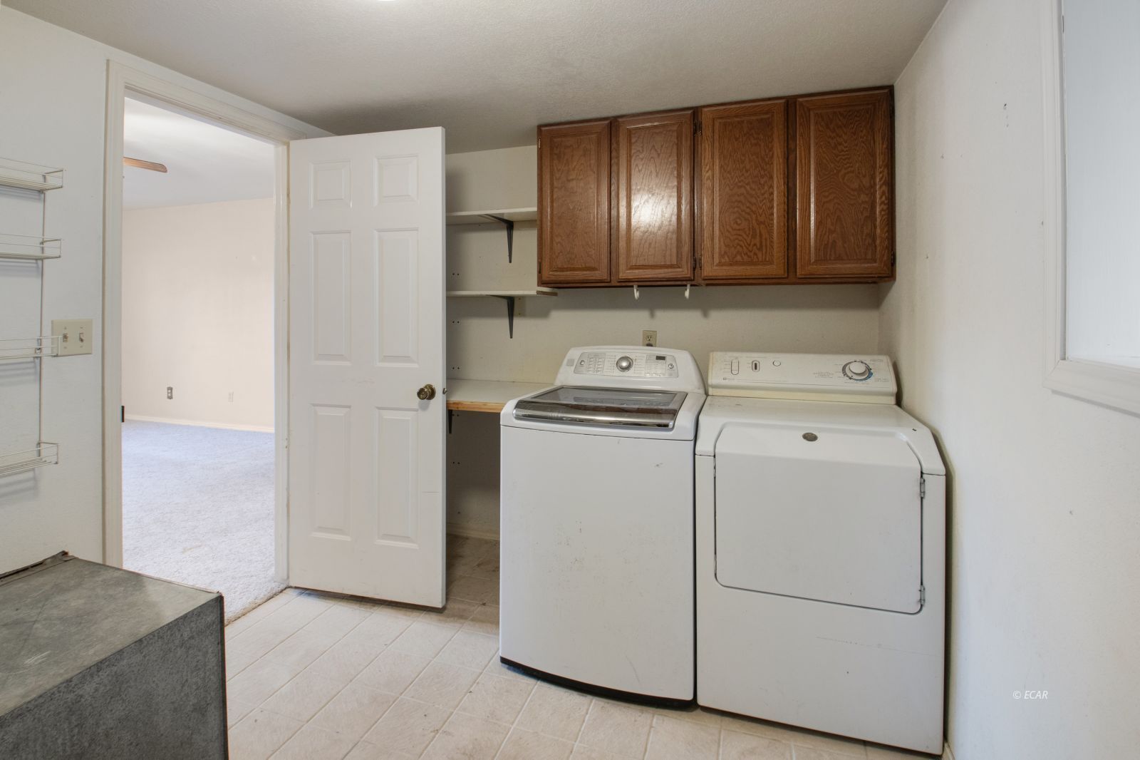 3337 Enfield Avenue Property Photo 20