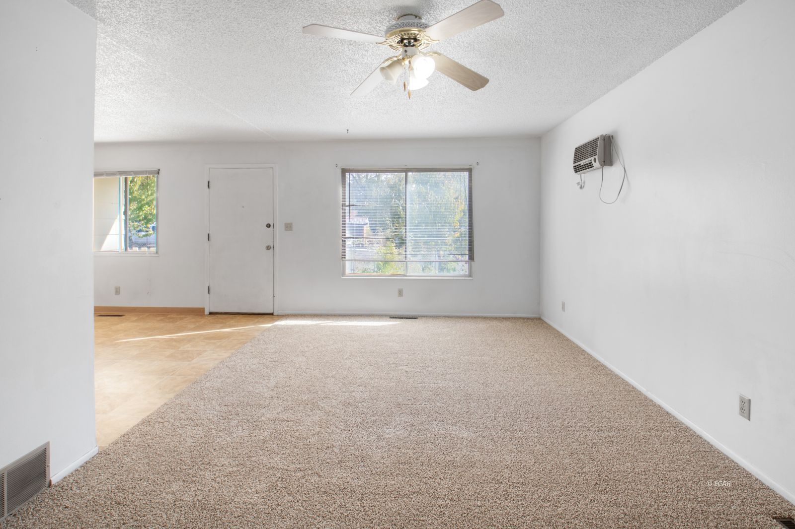 669 Sage Street Property Photo 6