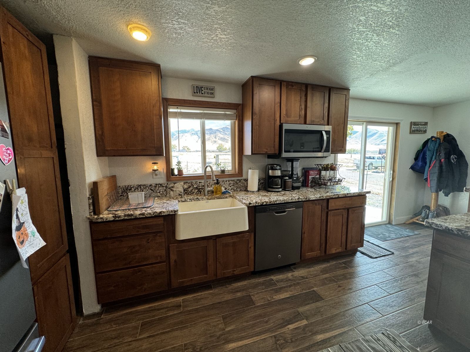 9605 Betty Lane Property Photo 4