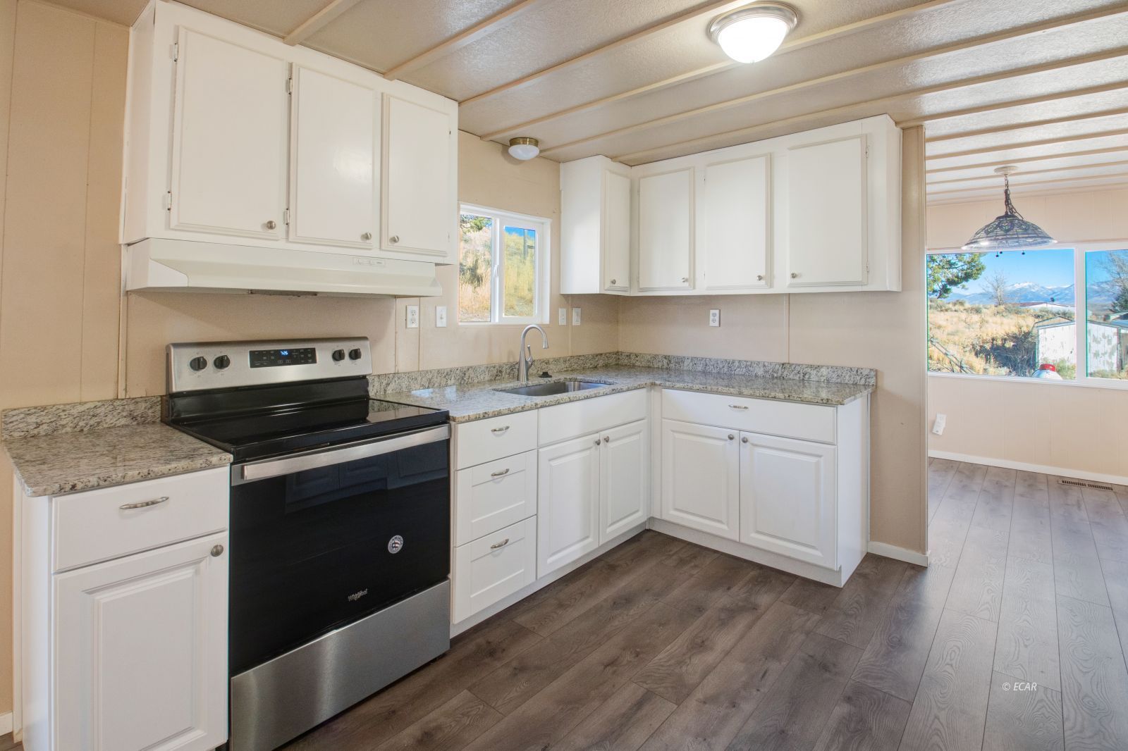 501 Pine Knot Drive Property Photo 13