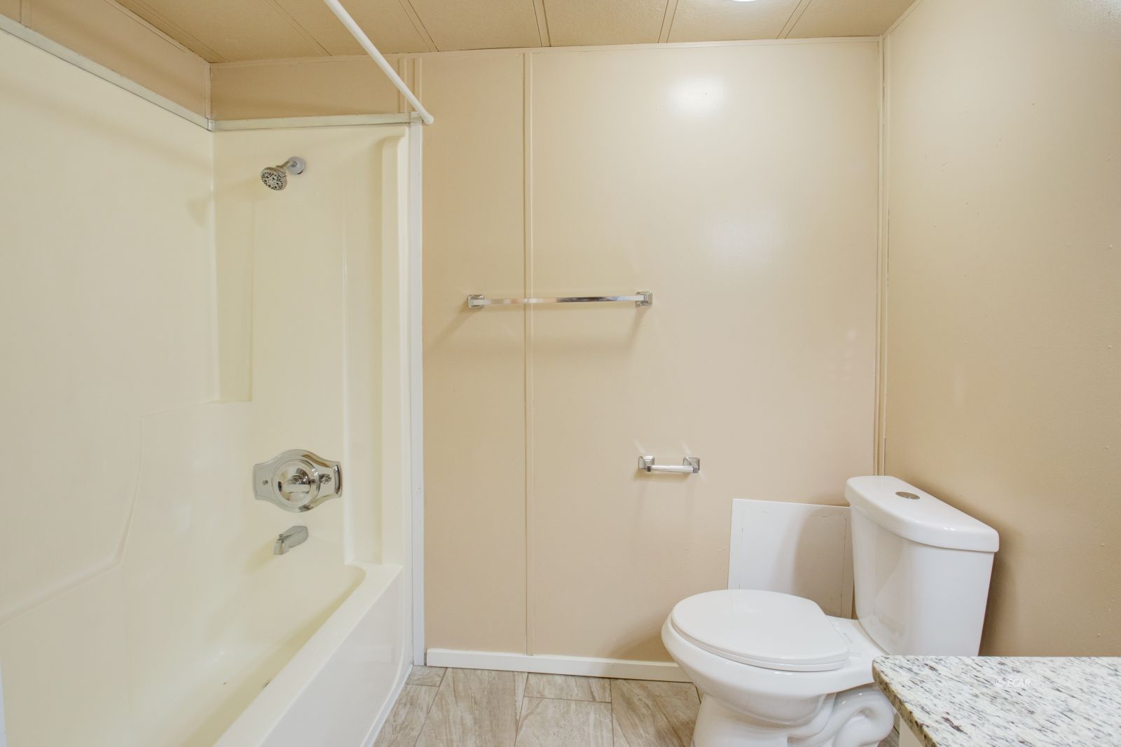 501 Pine Knot Drive Property Photo 24