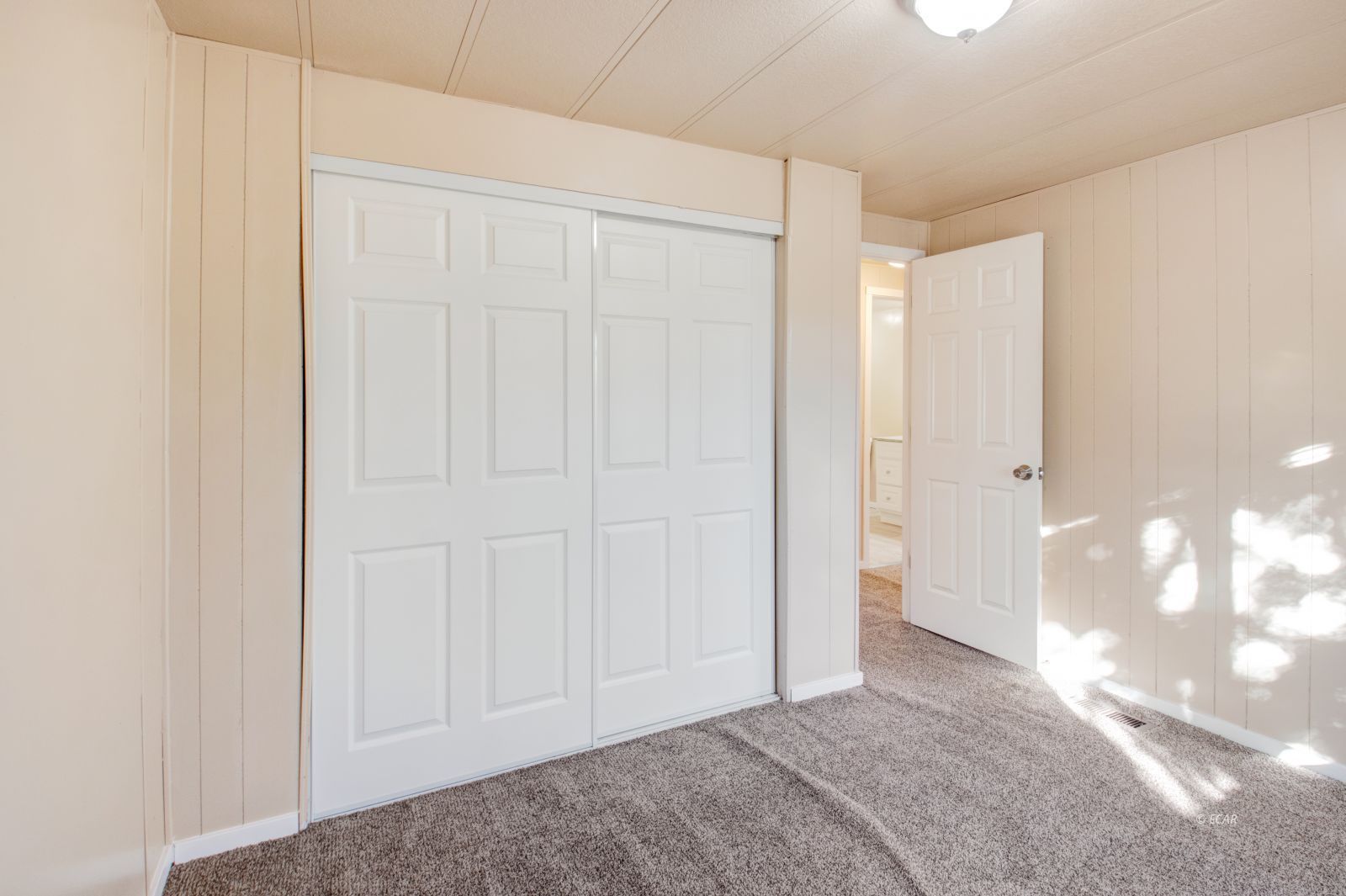 501 Pine Knot Drive Property Photo 26