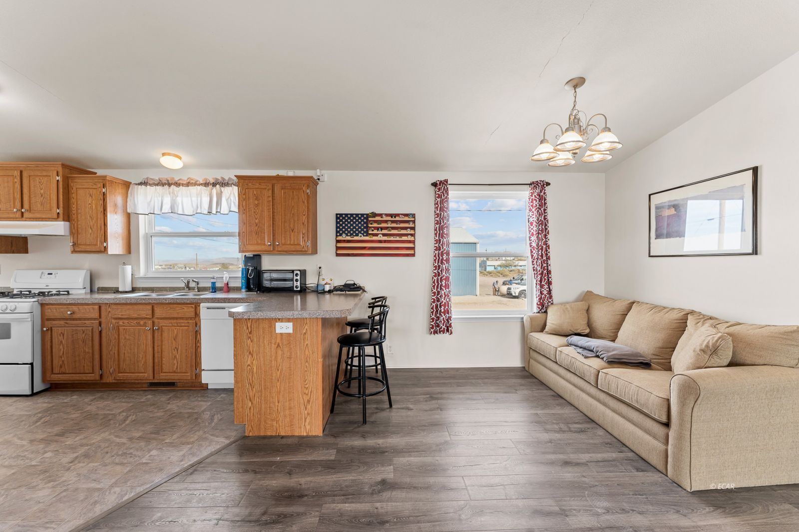 Columbia South Property Photo 35