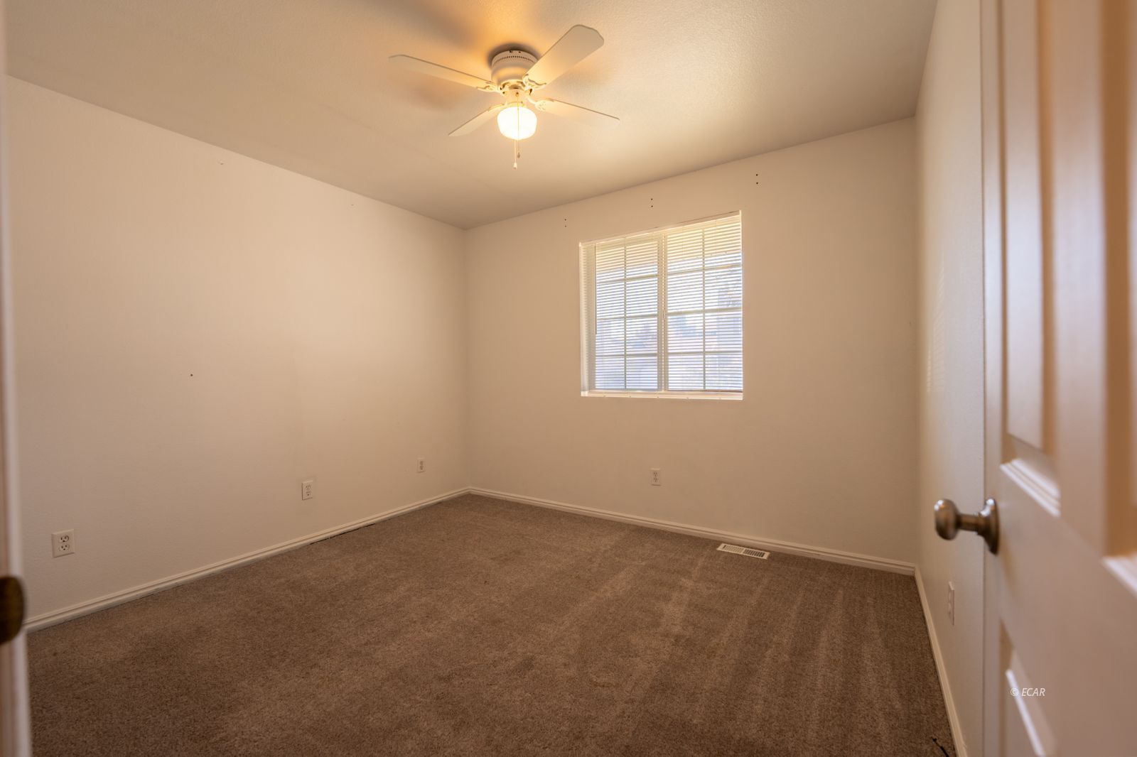 3538 Hawthorne Drive Property Photo 13