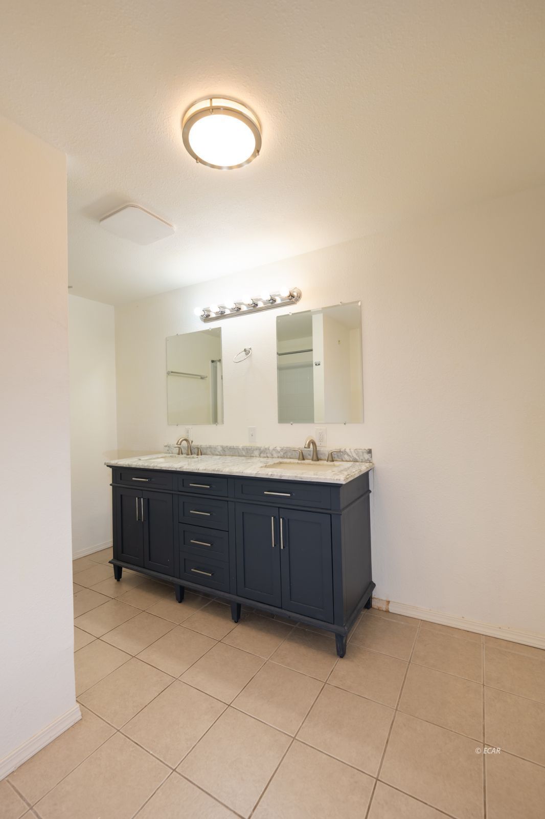 3538 Hawthorne Drive Property Photo 24
