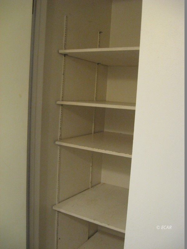 563 Baker Street Property Photo 19