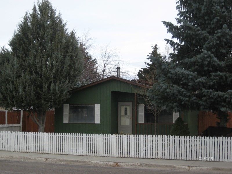 563 Baker Street Property Photo 24