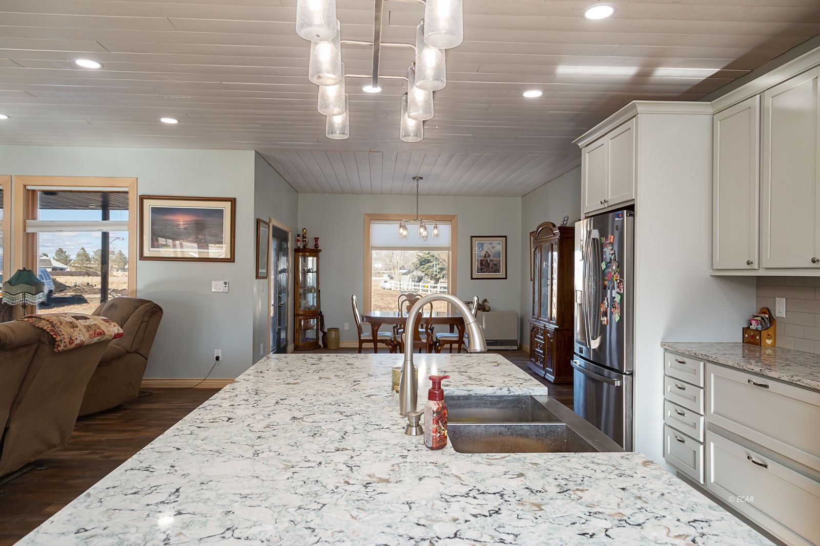 533 Hogan Street Property Photo 11