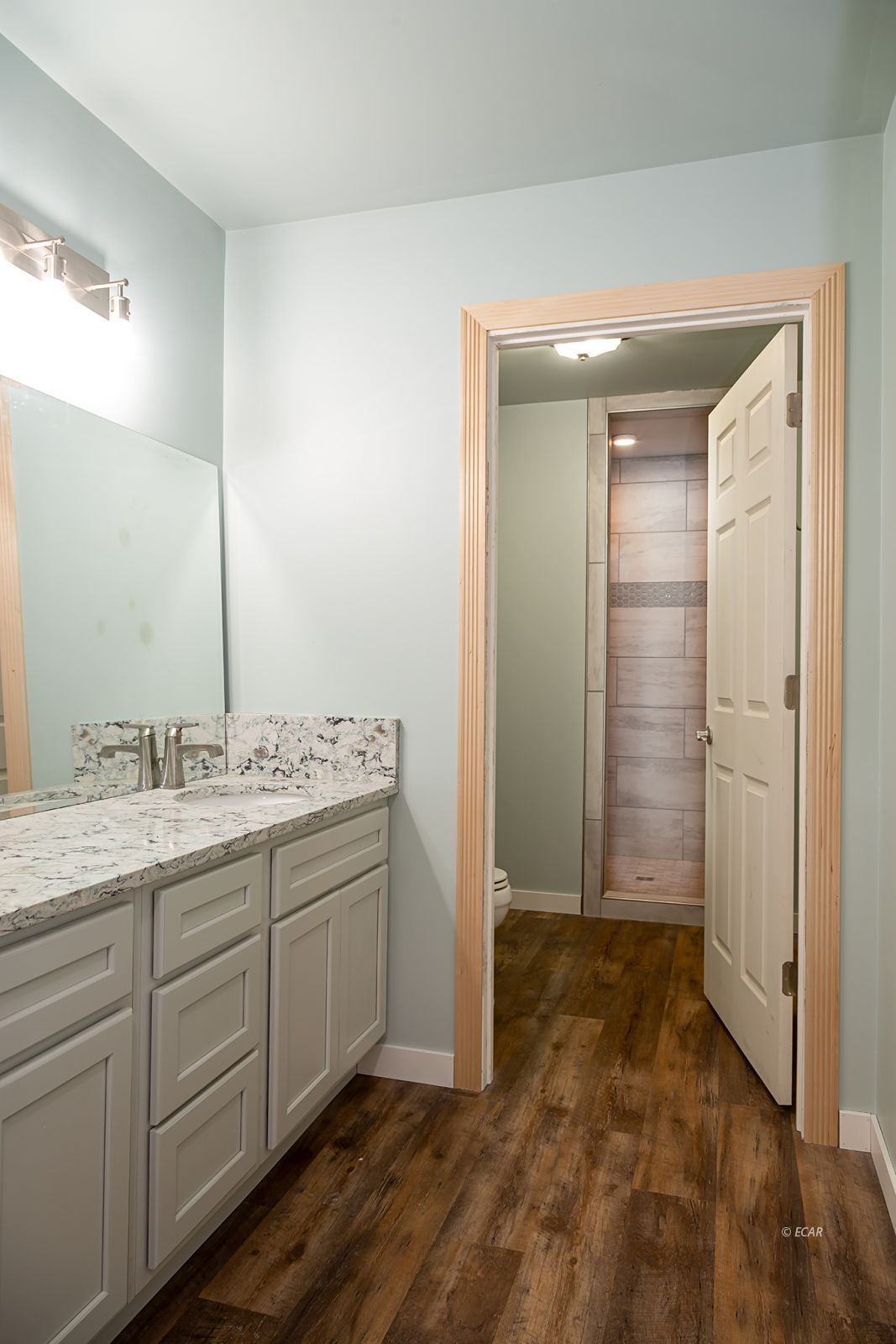 533 Hogan Street Property Photo 23