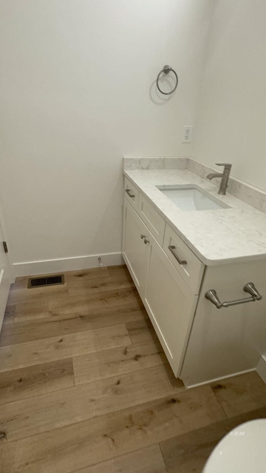 2926 Eleanor Court Property Photo 11