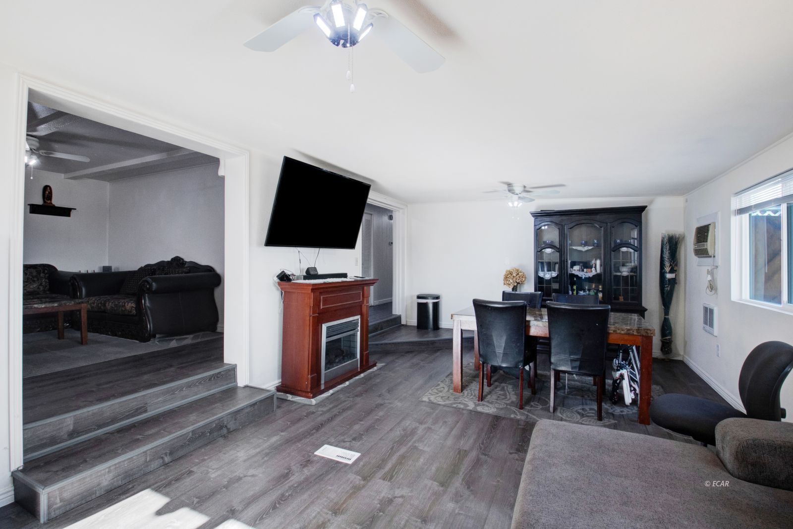 694 Spring Valley Parkway Property Photo 6