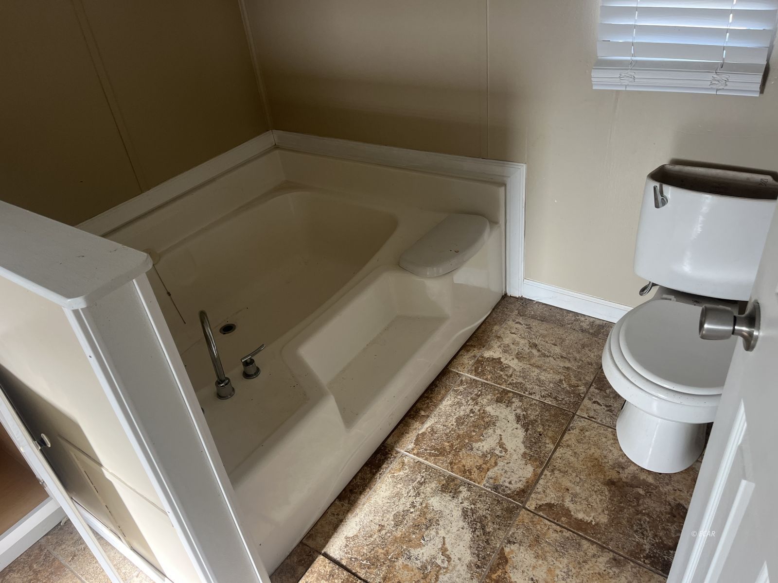 511 Lynx Drive Property Photo 4