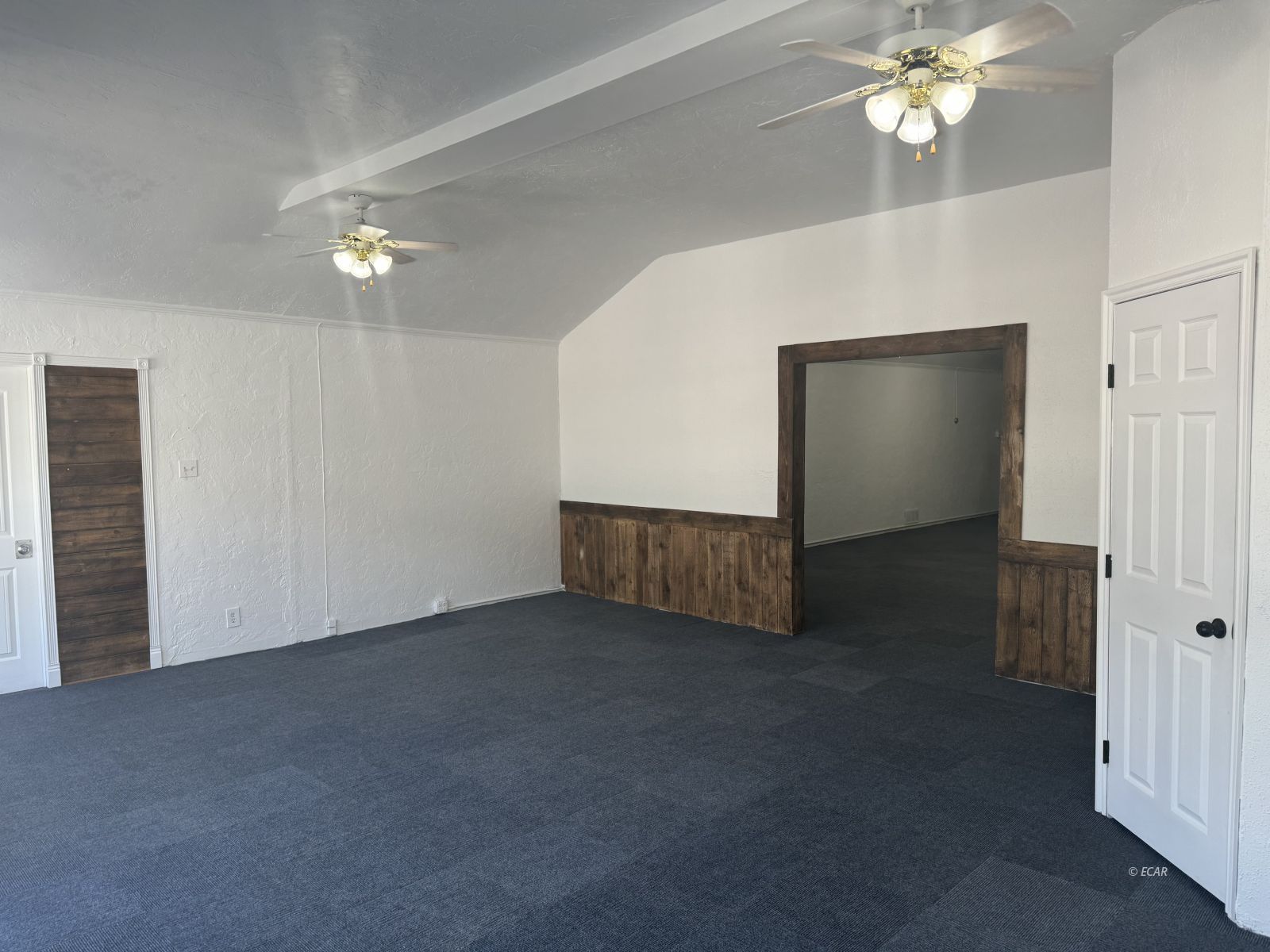 539 Court Street Property Photo 4