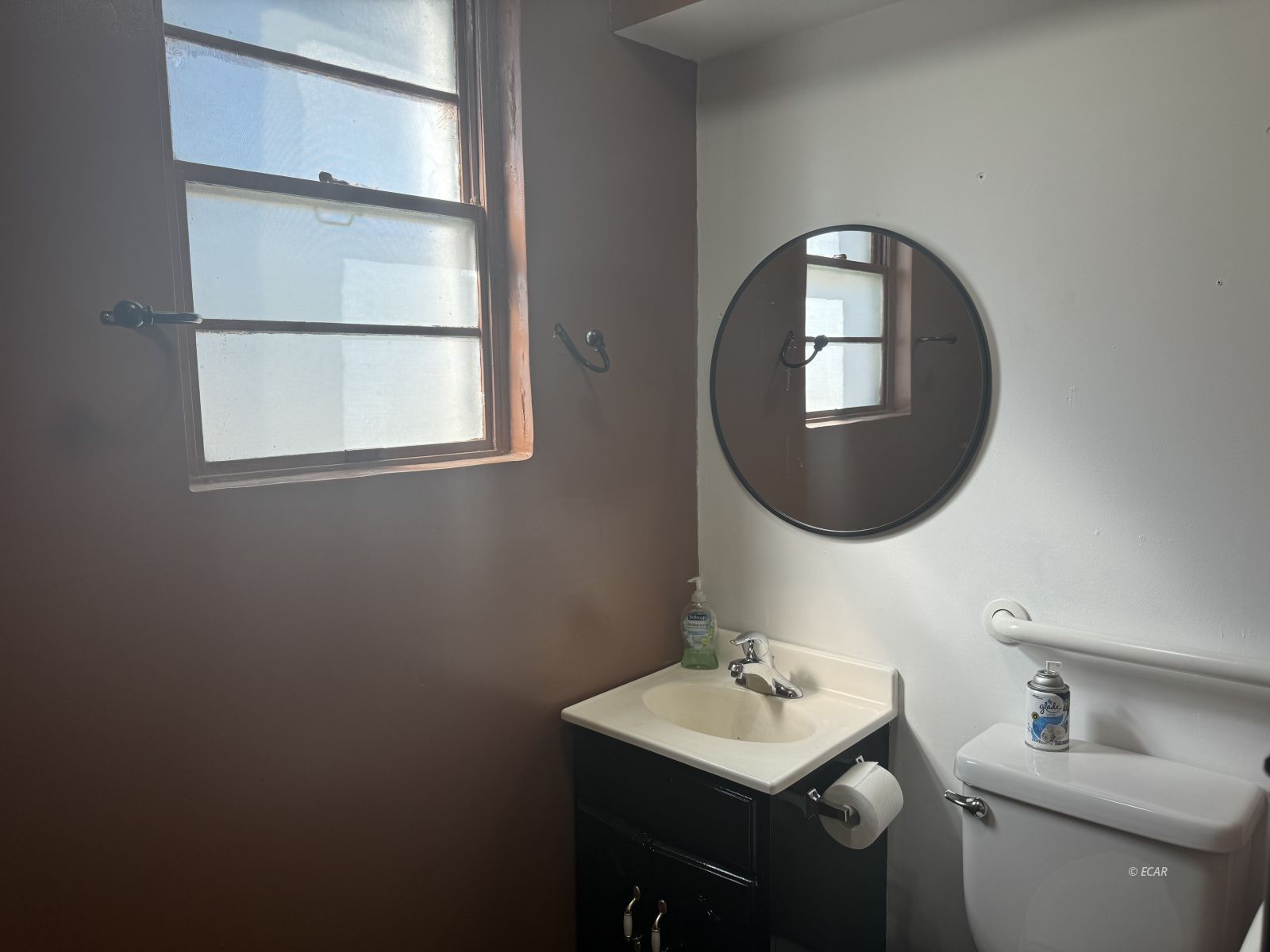 539 Court Street Property Photo 9