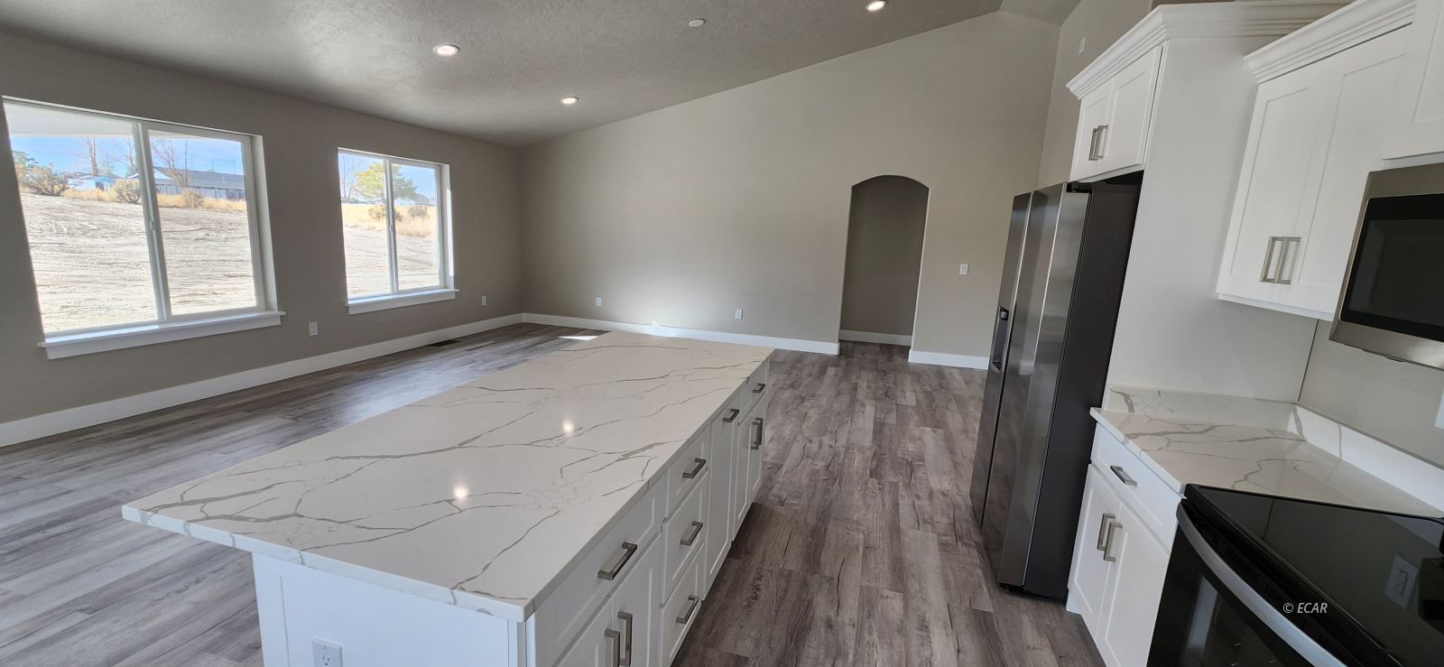 227 Spring Creek Parkway Property Photo 4