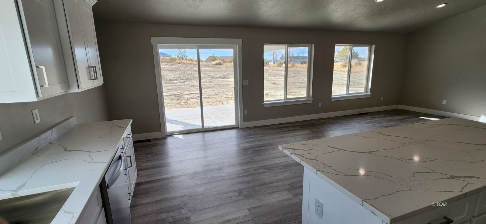 227 Spring Creek Parkway Property Photo 5
