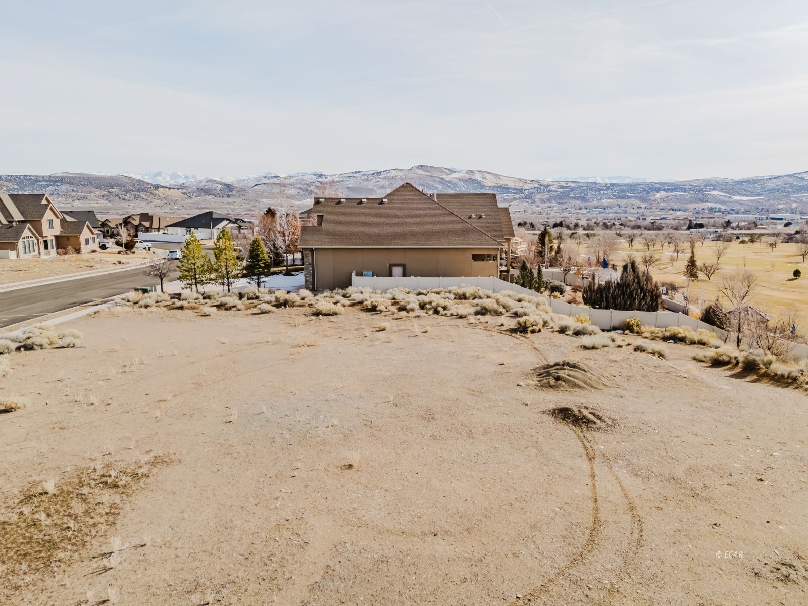 2366 Khoury Lane Property Photo 10