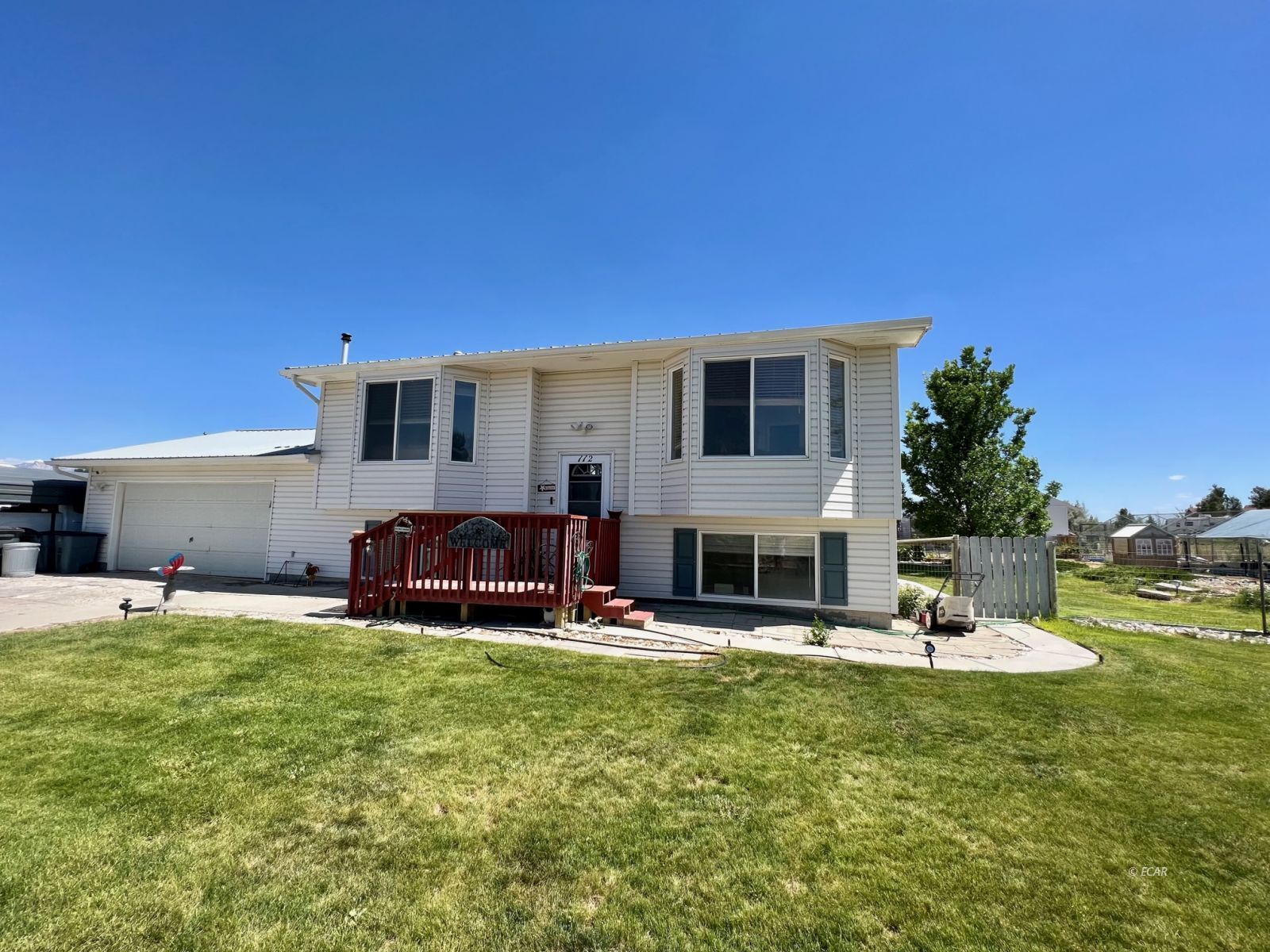 112 Agate Street Property Photo