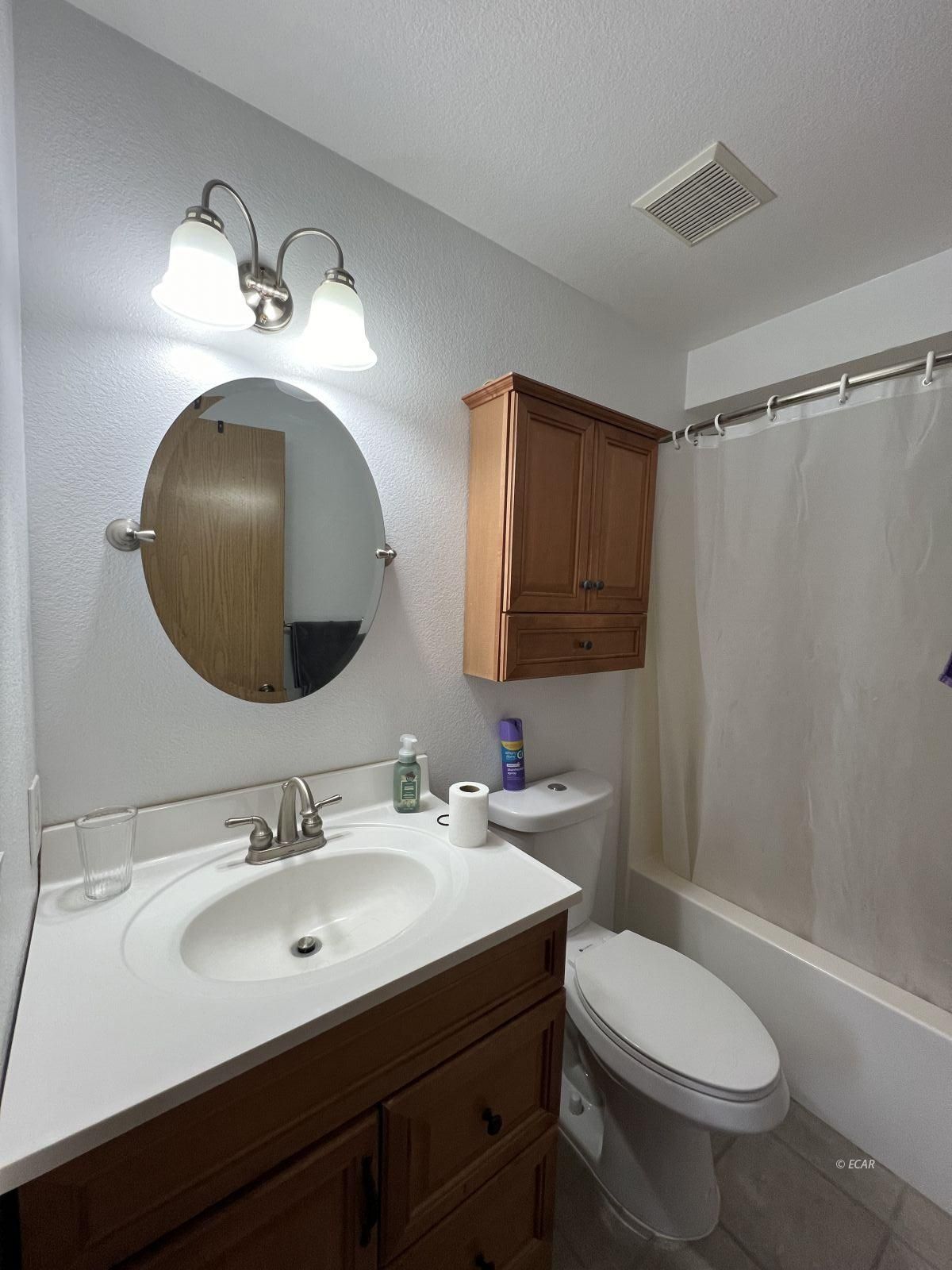 112 Agate Street Property Photo 9