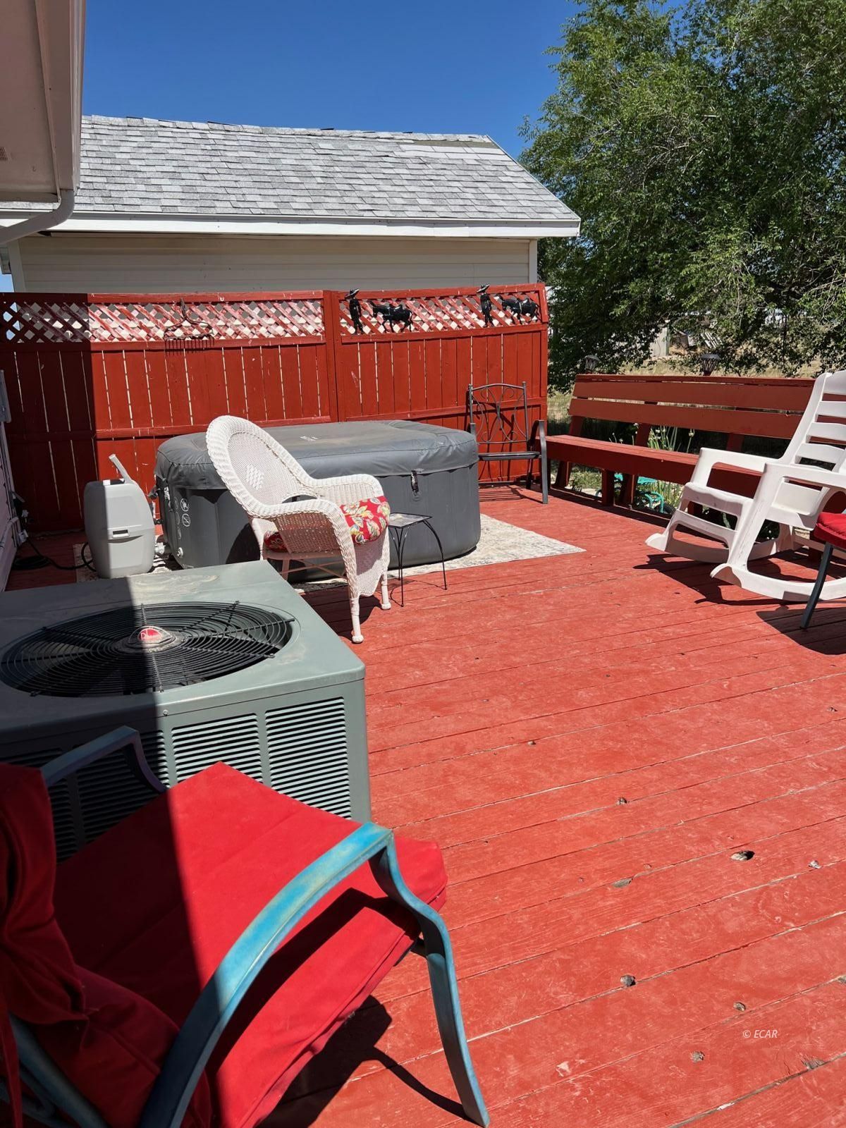 112 Agate Street Property Photo 14
