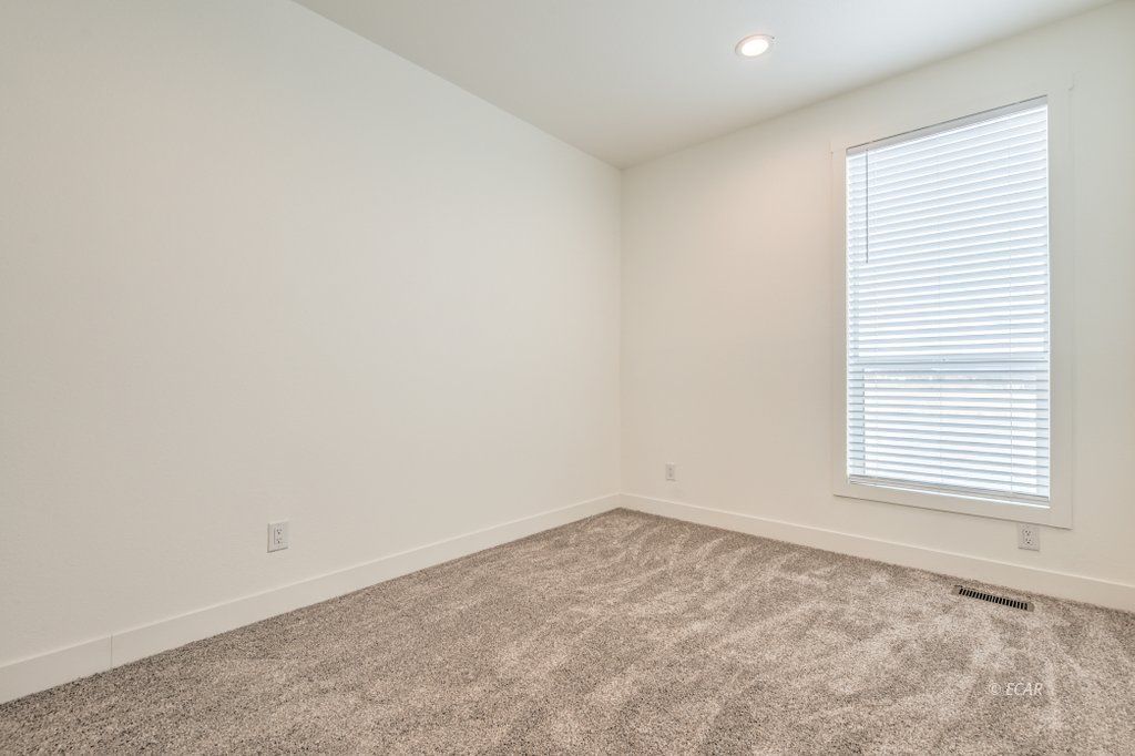 1361 Gee West Property Photo 29