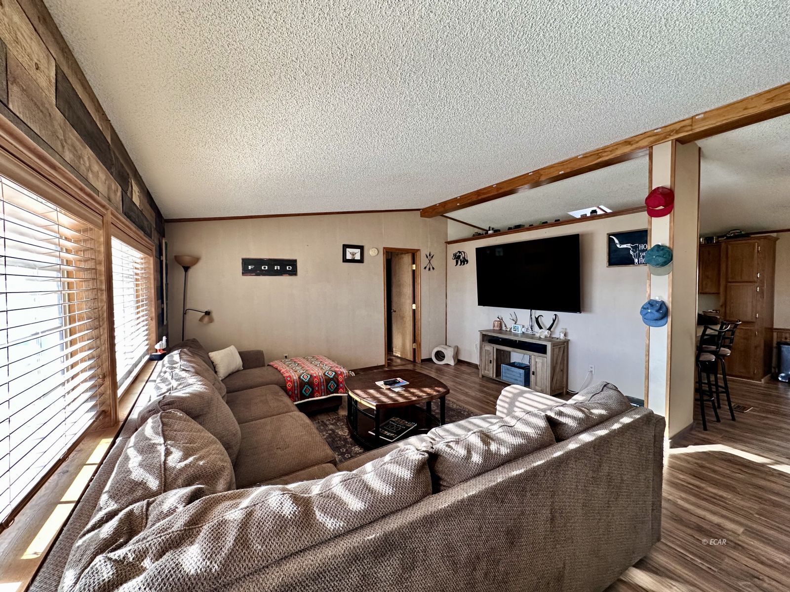 627 Spring Valley Parkway Property Photo 6