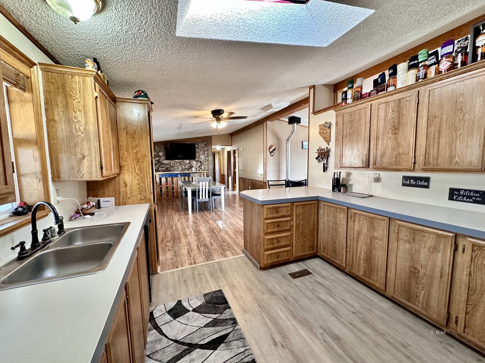 627 Spring Valley Parkway Property Photo 7
