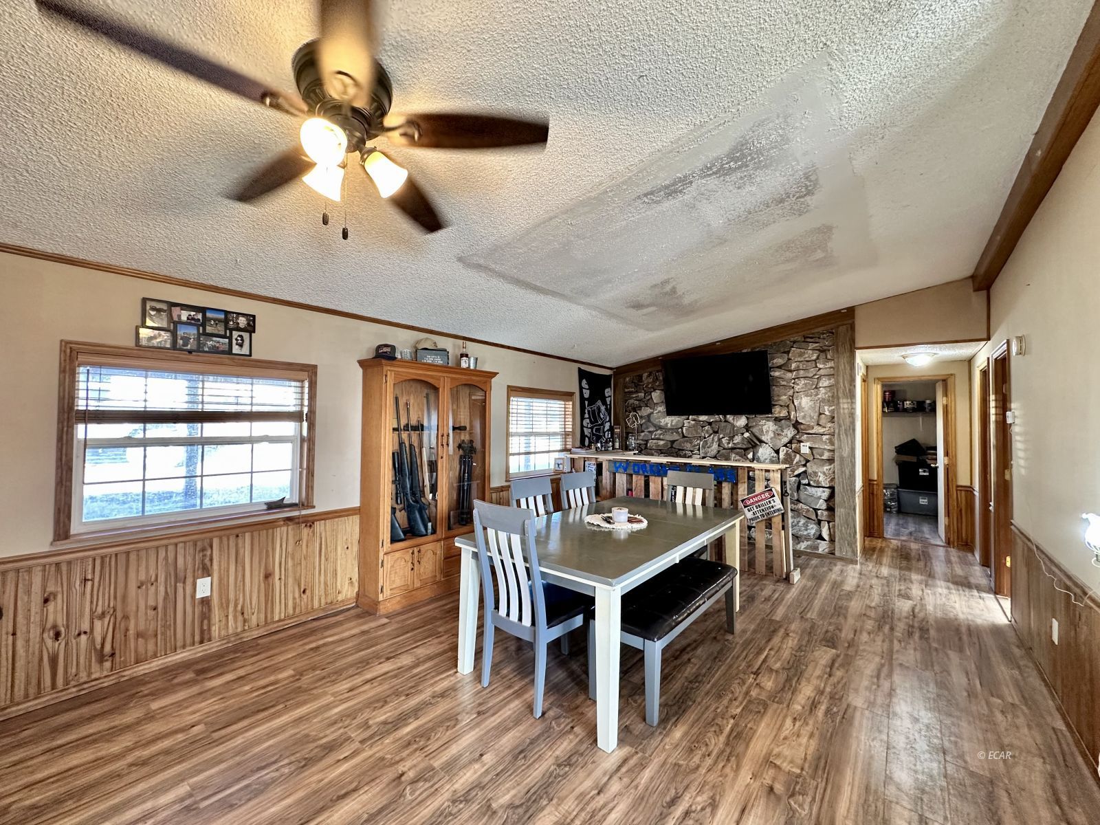 627 Spring Valley Parkway Property Photo 9