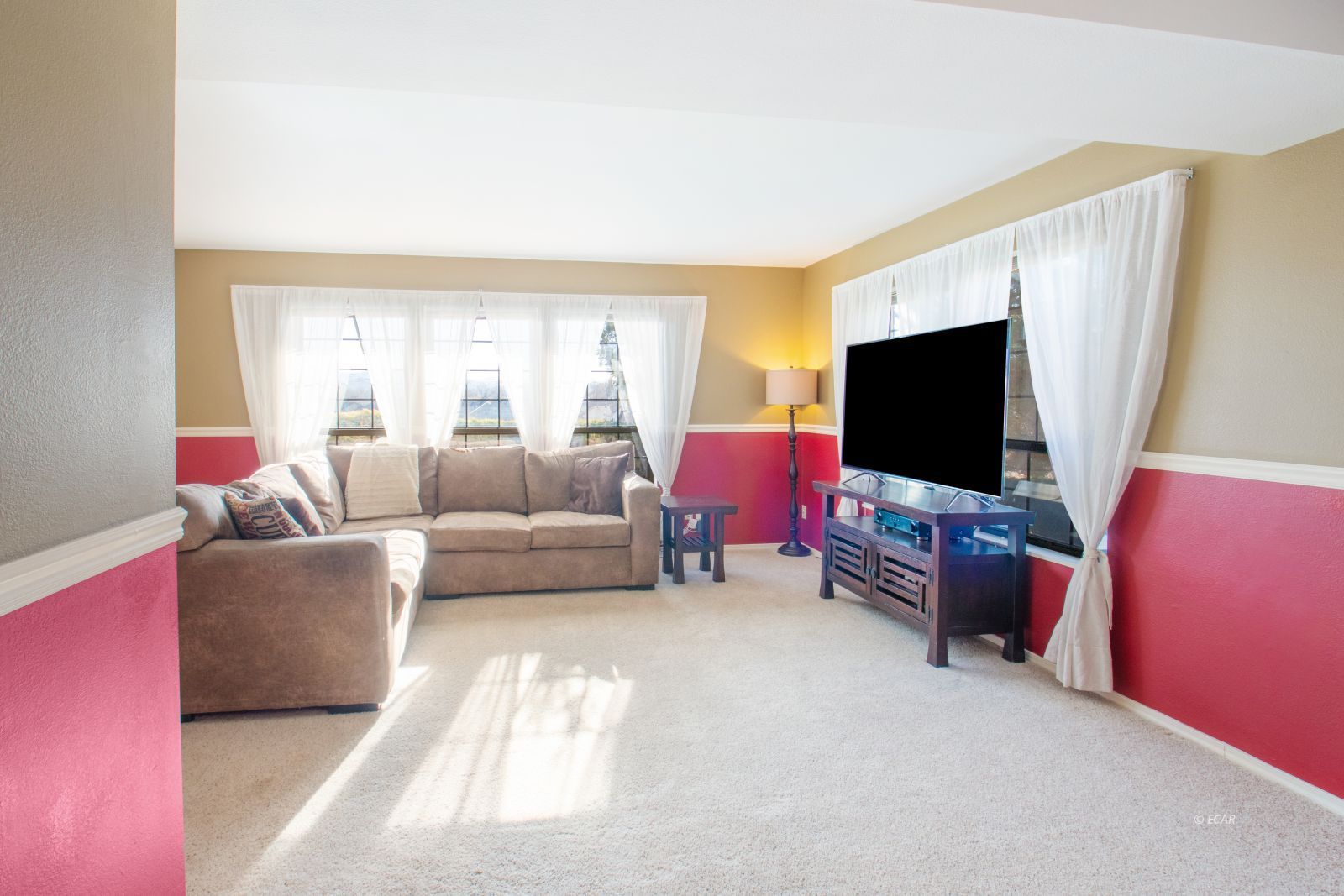 3107 Scenic View Drive Property Photo 5
