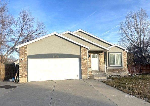2324 Virginia Way Property Photo 2
