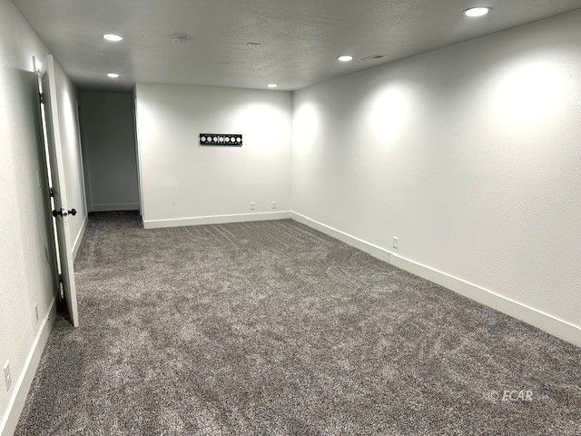 2324 Virginia Way Property Photo 8