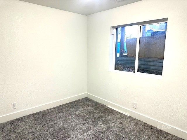 2324 Virginia Way Property Photo 13