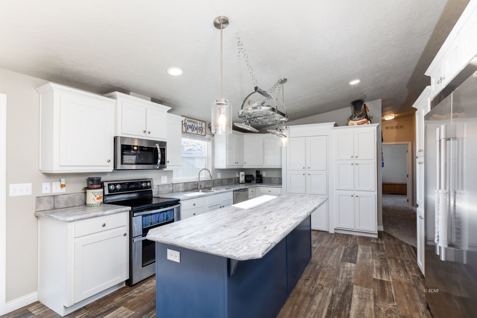 1019 Meadow View Drive Property Photo 12