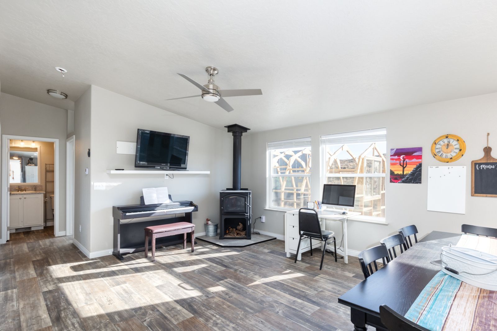 1019 Meadow View Drive Property Photo 18