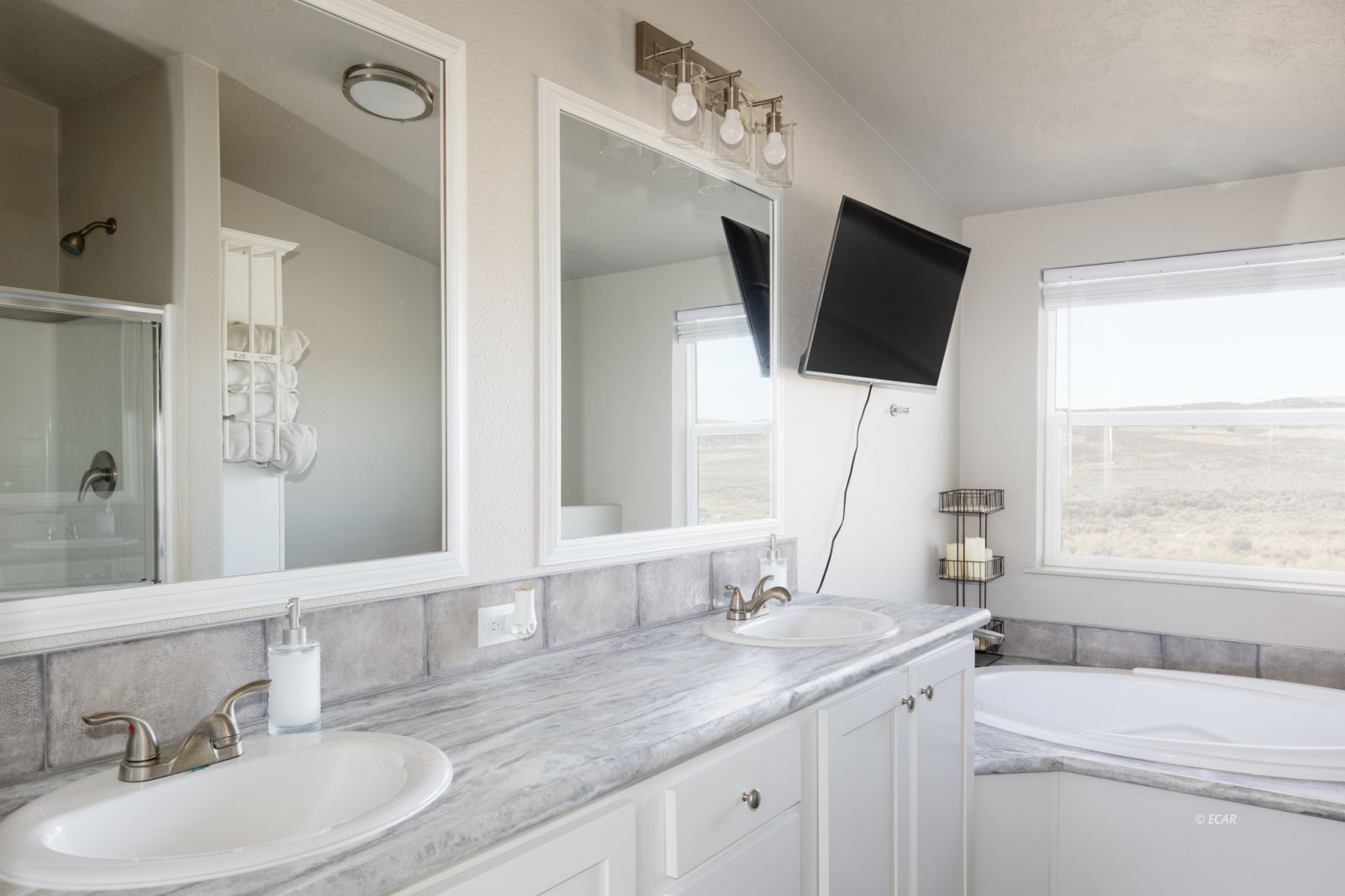 1019 Meadow View Drive Property Photo 24