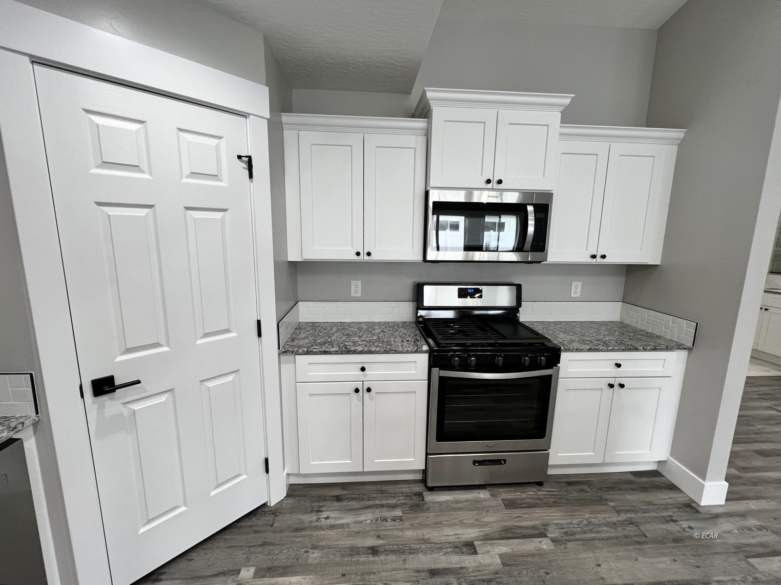 609 Westcott Drive Property Photo 6